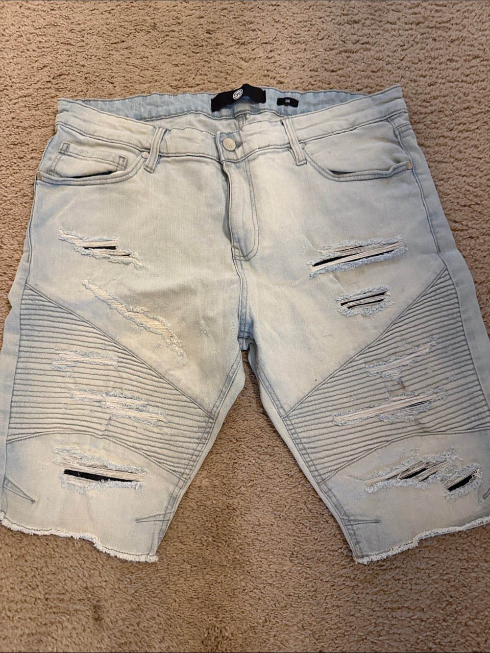 Light Wash Distressed Men’s Denim Shorts